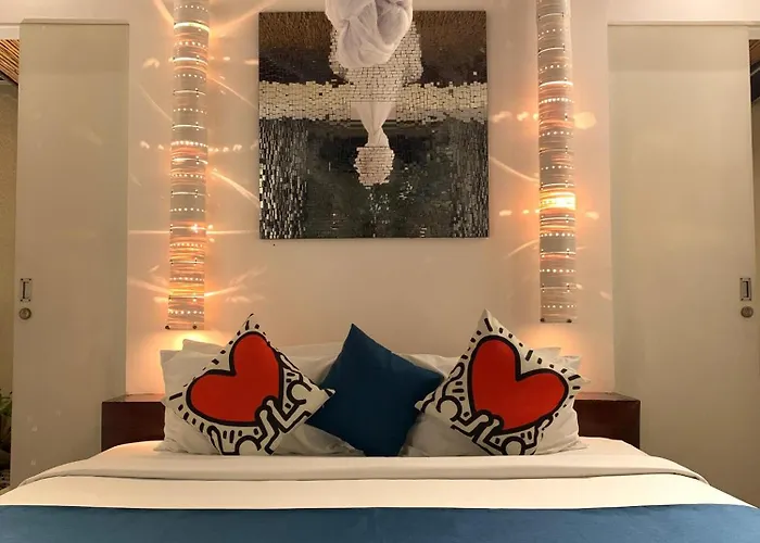 Kiss Bali