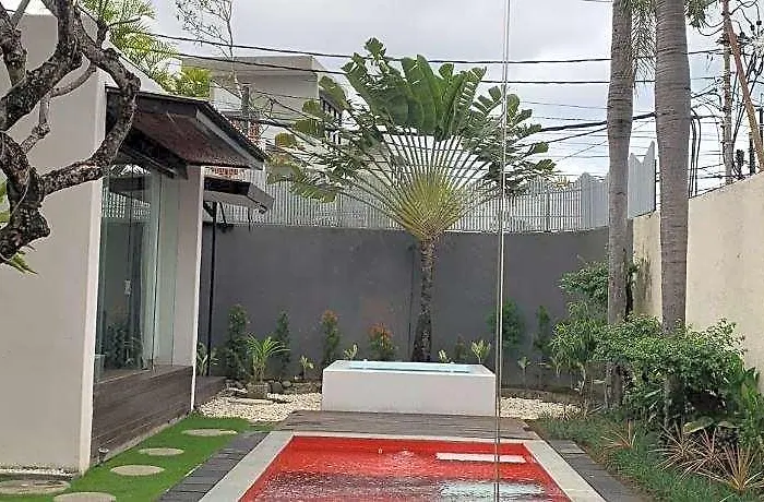 Kiss Bali *