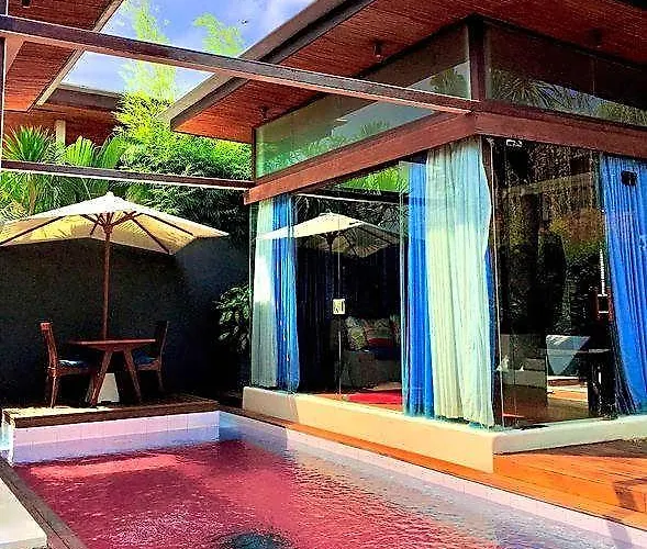 Kiss Bali Seminyak
