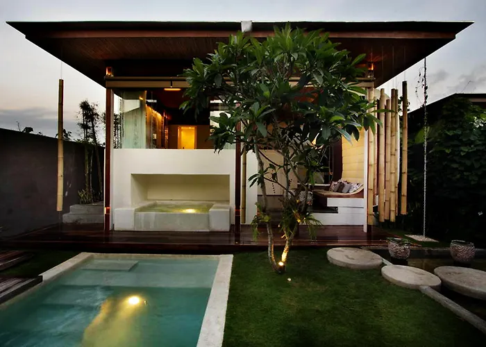 Kiss Bali